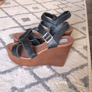 Steve Madden sandal wedges